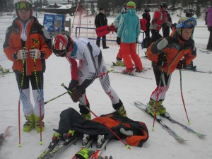 Tahkon GS-kisoissa 2015. käsi kipsissä laskettiin kisoissakin        